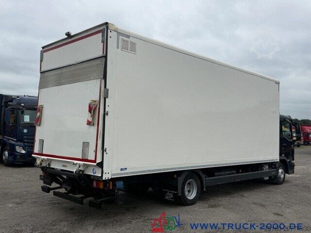 Box truck MAN TGL 12.250 Koffer 7.20m Ladebordwand1.5t. 1.Hand