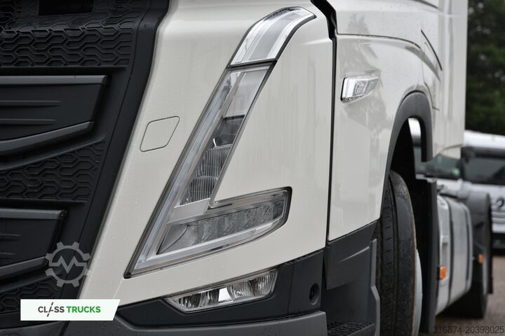 Standard tractor unit VOLVO FH 460 Globetrotter XL Varios i-Save