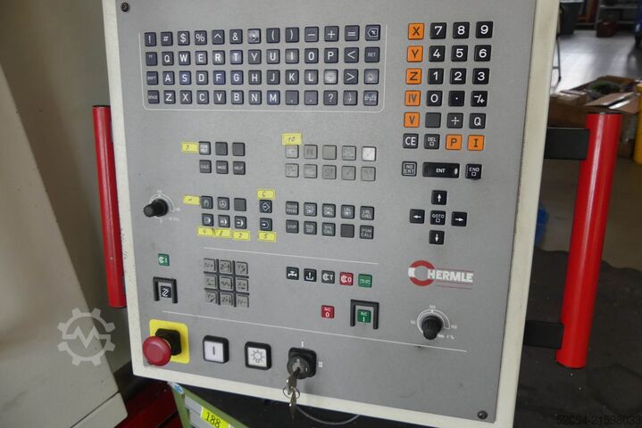Universal-Bearbeitungszentrum Hermle U 1000 T