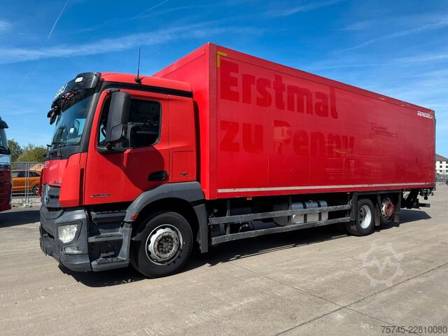 Kühlkoffer-LKW MERCEDES-BENZ ANTOS 2536 KÜHLKOFFER / LBW / CARRIER / 9,00M /