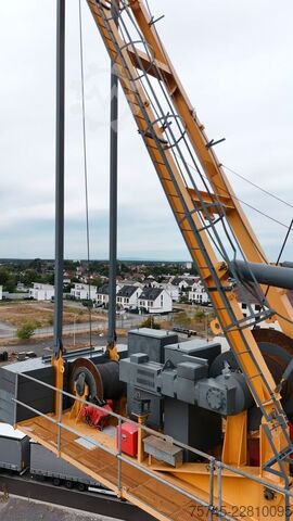 Hochbaukran LIEBHERR Kran 160 HC-L 8/16