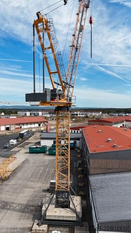 Hochbaukran LIEBHERR Kran 160 HC-L 8/16