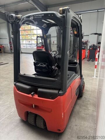 Elektro 3 Rad-Stapler Linde E 18-02 EVO Triplex