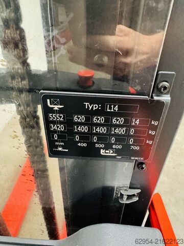 Hochhubwagen Linde L 14 Triplex