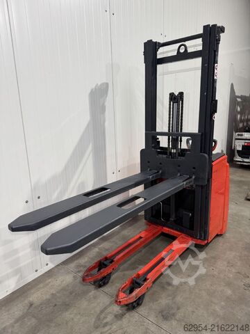 Hochhubwagen Linde L 16 i lange Gabel 1600mm