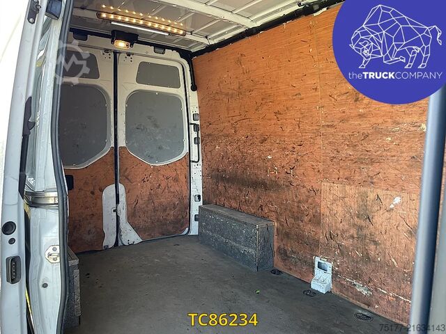 Panel van Mercedes-Benz E-SPRINTER L2H2 41kWh
