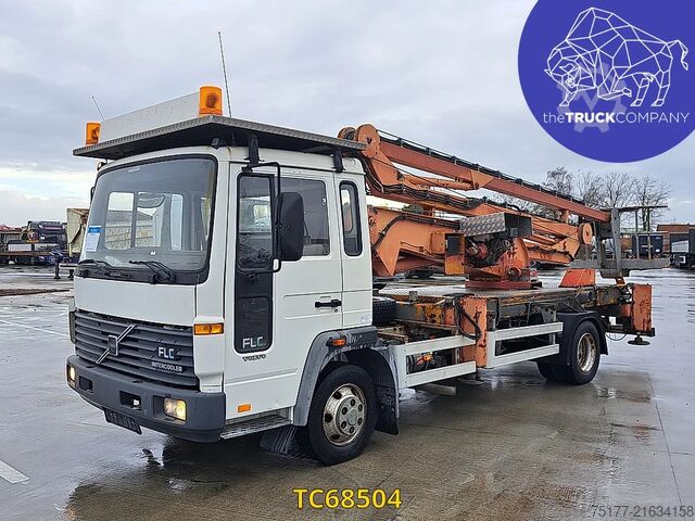 Chassis with cab Volvo FLC