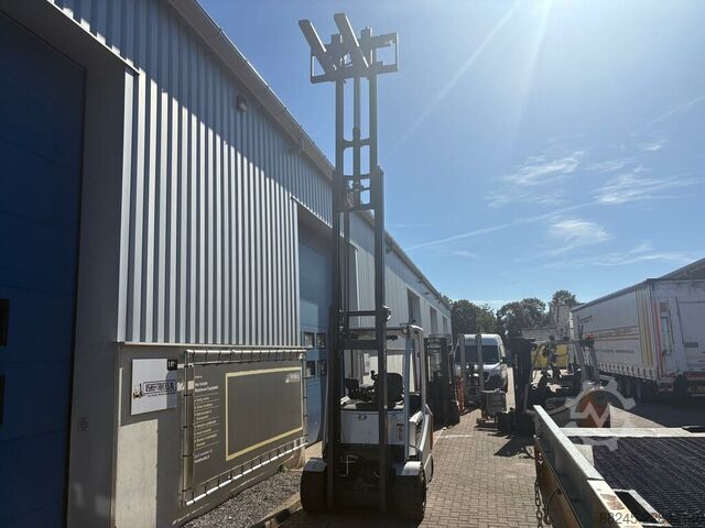 VS-23036 Electric triplex mast forklift Still RX20-16 STILL RX20-16