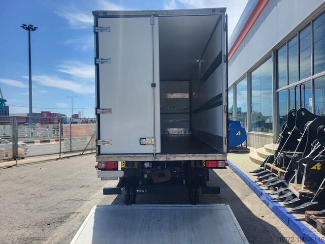 Box truck Ford Trucks 1842