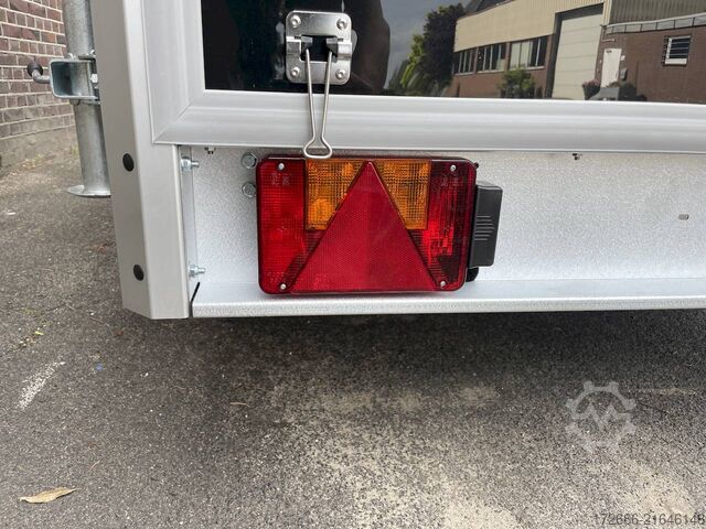 Box trailer Variant 2017 C3 EDITION 302X168X188CM 2000KG KOFFERANHÄNGER