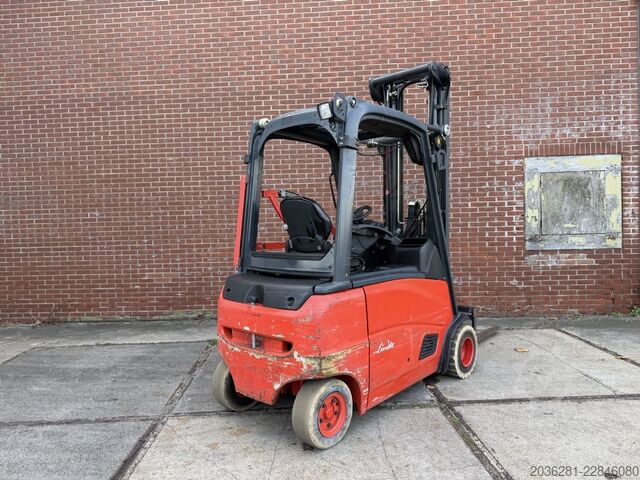 Electric 4-wheel forklift Linde E20PHL-00