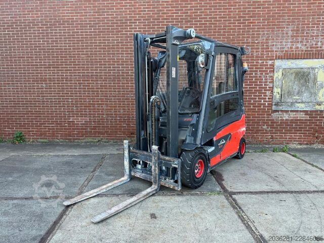 Electric 4-wheel forklift Linde E25L-01