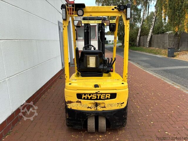 Electric 3-wheel forklift Hyster J 1.8 XNT LWB