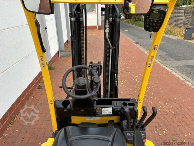 Electric 3-wheel forklift Hyster J 1.8 XNT LWB