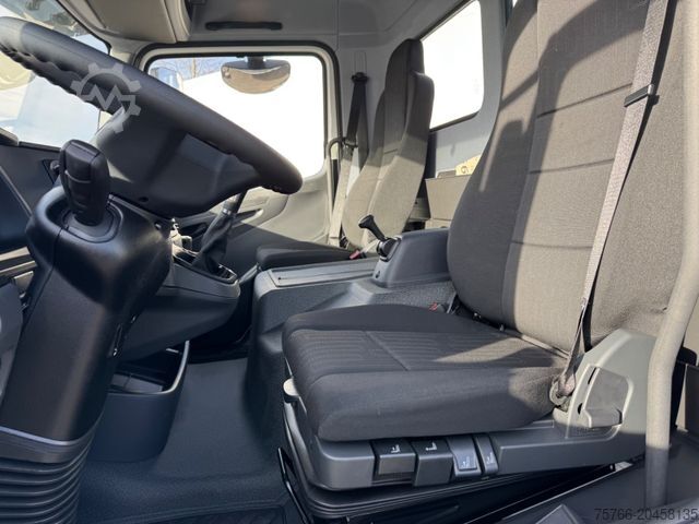 Three-way tipper van MERCEDES-BENZ ATEGO 818 / 2 x AHK / ORIGINAL KM !