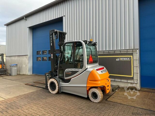 VS-22473 Electric triplex forklift Still RX60-50 with fork positioner STILL RX60-50
