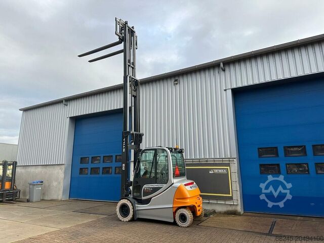 VS-22473 Electric triplex forklift Still RX60-50 with fork positioner STILL RX60-50