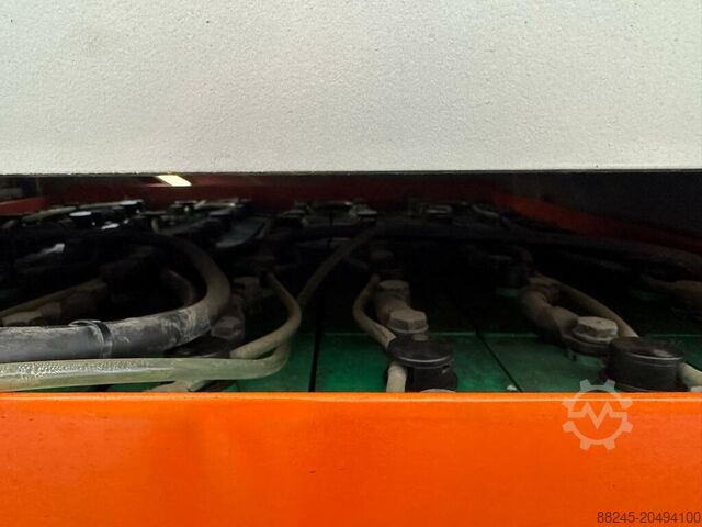 VS-22473 Electric triplex forklift Still RX60-50 with fork positioner STILL RX60-50