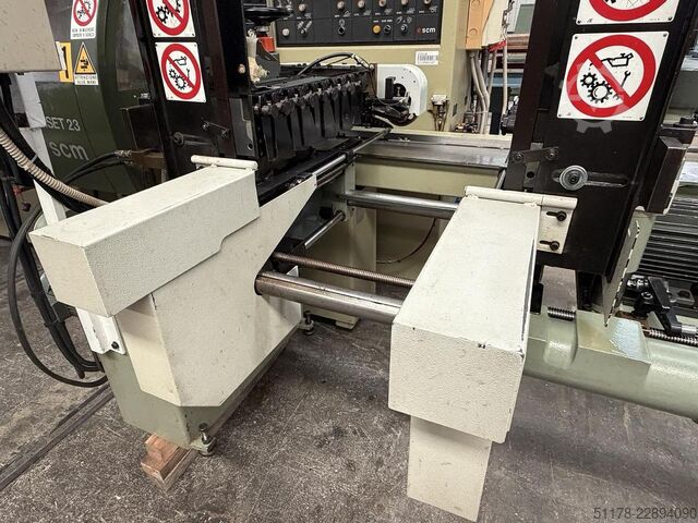 Friulmac FN/3 Kappsäge Lader für Profiliermaschine (mit Umbau für Werkstückbreiten bis zu m... Friulmac FN/3