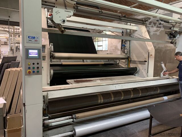 Semi-automatic wrapper for nonwoven fabric Halbautomatischer Wickler für Vliesstoff MT