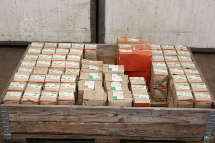 Hex head screws, cylinder screws M8 M10 A2 330 kg Würth DIN 933  M10x100 M10x20   DIN 912 M8x35 M8x30