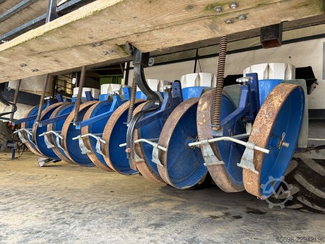 Ferrari F-Max carousel planting machine 5 rows FERRARI F-Max