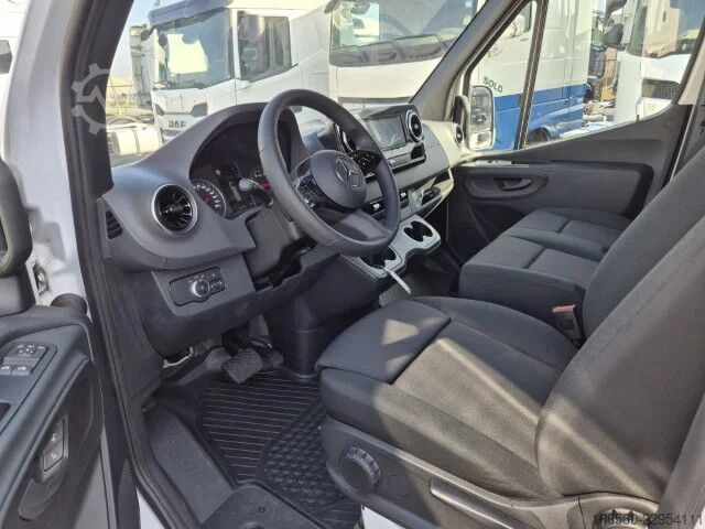 Van Mercedes-Benz Sprinter 317 CDI L3 WITH LOADING LIFT