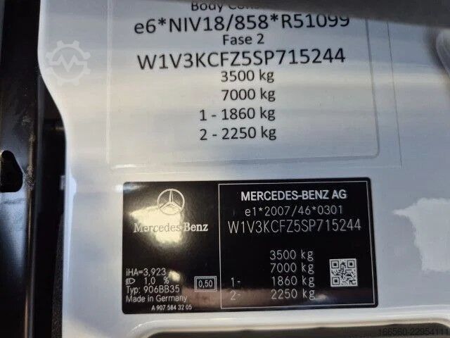 Van Mercedes-Benz Sprinter 317 CDI L3 WITH LOADING LIFT