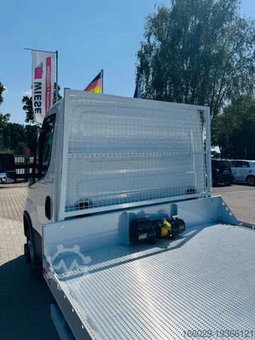 Wrecker IVECO 70C18HA, Maschinen & Arbeitsbühnentrans. 2940kg!