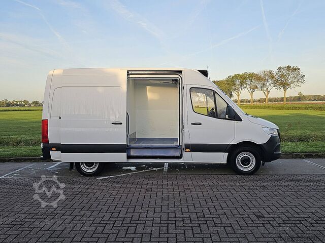 MERCEDES-BENZ SPRINTER 315 L2H2 BI-TEMP FRIDGE Carrier Refrigerated Van Day/Night 2 Compartments Eur MERCEDES-BENZ SPRINTER 315 L2H2 BI-TEMP FRIGO Carrier Koelwag...