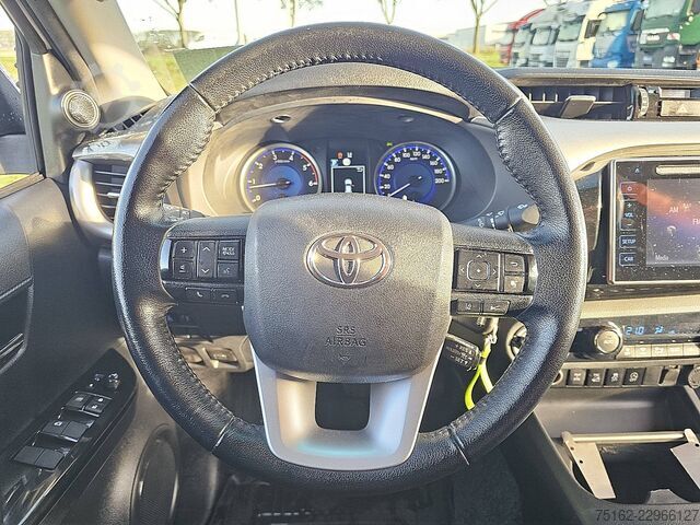 TOYOTA HI-LUX 2.4 EU net export price €19,950.00, AC, automatic transmission, EURO 6, tow bar, Bluet TOYOTA HI-LUX 2.4 EU netto exportprijs 19950,00 ac aut...