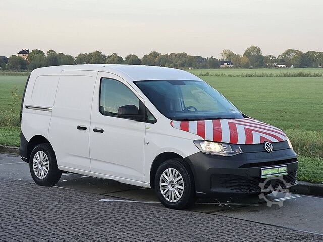 VOLKSWAGEN CADDY 2.0 L1 CarPlay BPM-Free Air Conditioning Parking Sensors Euro6! VW CADDY 2.0 L1 CarPlay BPM-Vrij Airco Parkeersens...