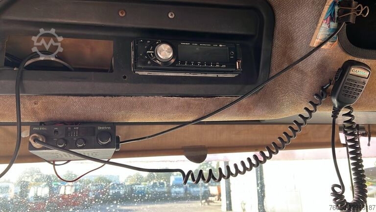 3-Seiten-Kipper MAN 25.372 (6 CYLINDER / MANUAL PUMP / POMPE MANUEL...