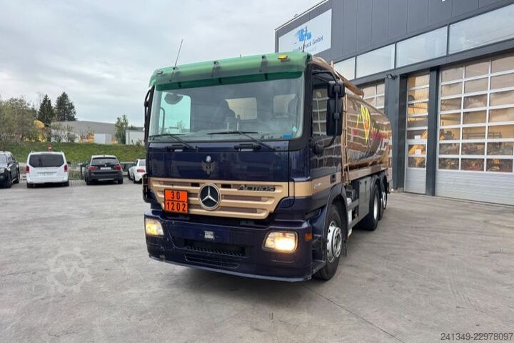 Tanker truck MERCEDES-BENZ Actros 2541 6x2 21'000L 2 Kammern