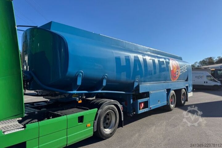 Tanker semitrailer  GRÜNENFELDER | 36'100 Liter 3 Kammern