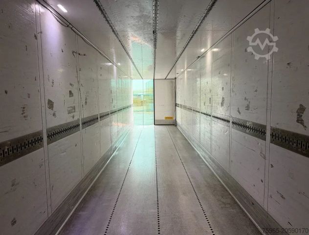 Reefer semitrailer SCHMITZ CARGOBULL SCB*S3B THERMO KING SLXe300 LIFT AXLE FLOWERWIDE