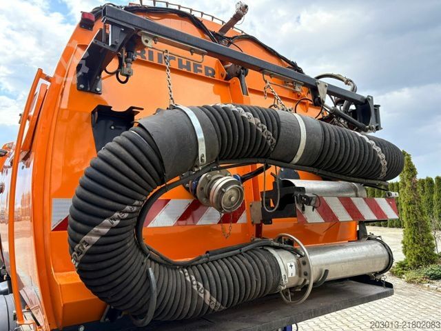 Road sweeper MERCEDES-BENZ ACTROS 1830 4x2 Kehrmaschine BUCHER OPTIFANT8000