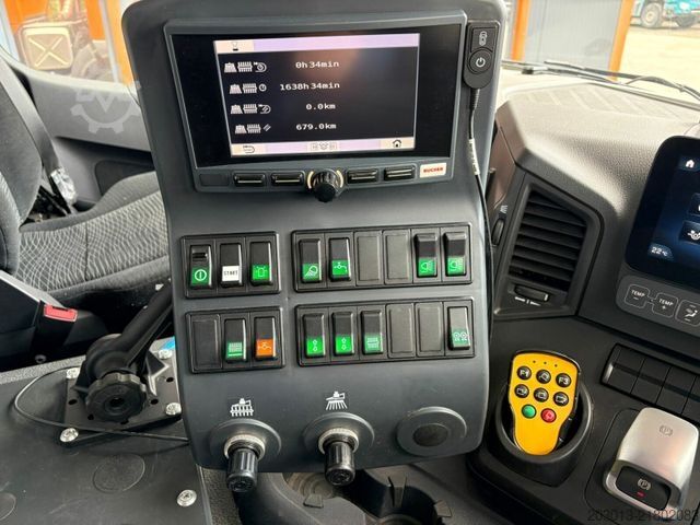 Road sweeper MERCEDES-BENZ ACTROS 1830 4x2 Kehrmaschine BUCHER OPTIFANT8000