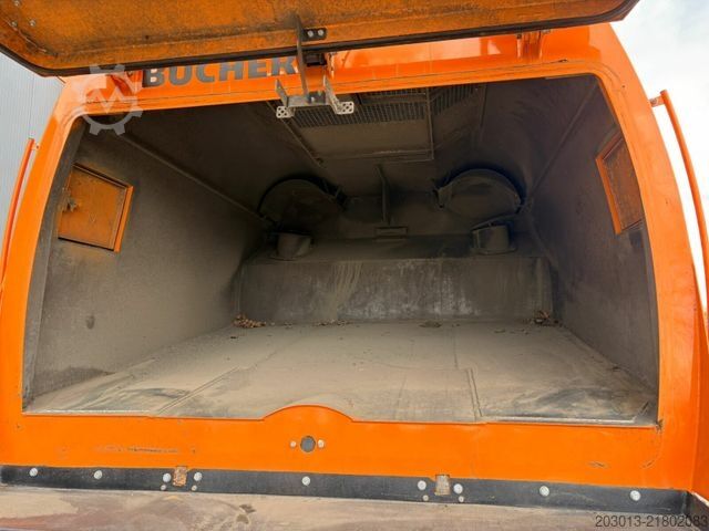 Road sweeper MERCEDES-BENZ ACTROS 1830 4x2 Kehrmaschine BUCHER OPTIFANT8000