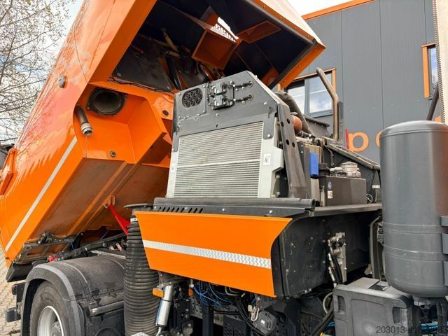 Road sweeper MERCEDES-BENZ ACTROS 1830 4x2 Kehrmaschine BUCHER OPTIFANT8000