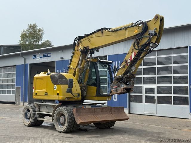 Mobile excavator LIEBHERR A918 Compact Litronic Mobilbagger 18 T *Schnellw