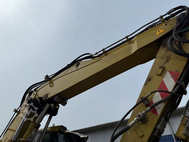 Mobile excavator LIEBHERR A918 Compact Litronic Mobilbagger 18 T *Schnellw