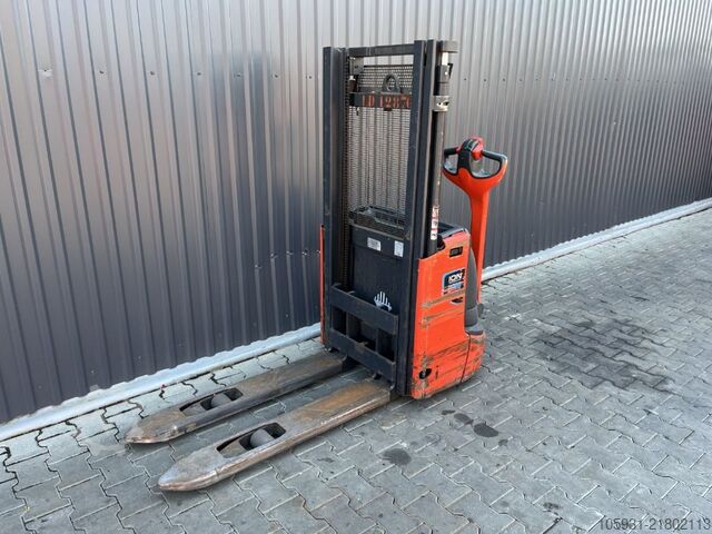 Deichselstapler Linde L10B