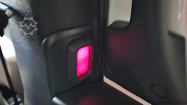 Minibus MERCEDES-BENZ 311 Sprinter 9 Sitzer auf Wunsch VIP Sitze