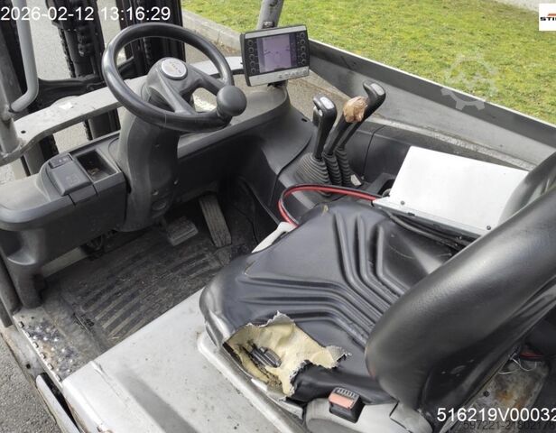 Electric - 3 wheels Still RX20-14C Triplex Drive-In