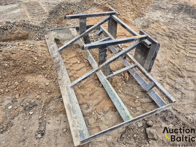 Loader Gehl 5635 DXT 2