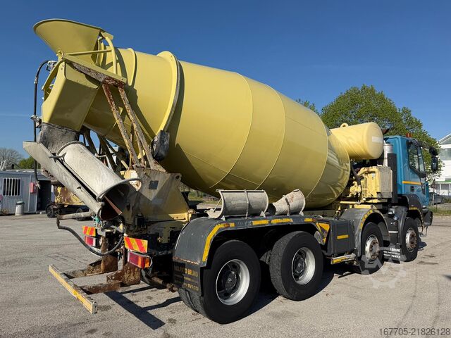 Concrete mixer truck Astra HD9 84.48