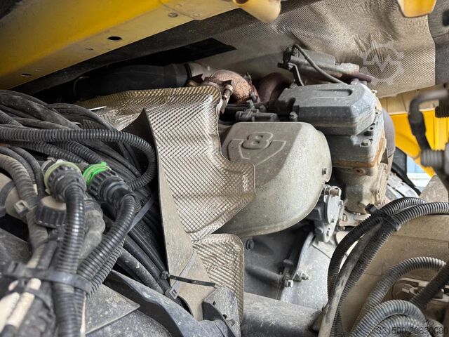 Chassis with cab Scania R650 V8 6x2 WB 4.95mtr Retarder Full Air