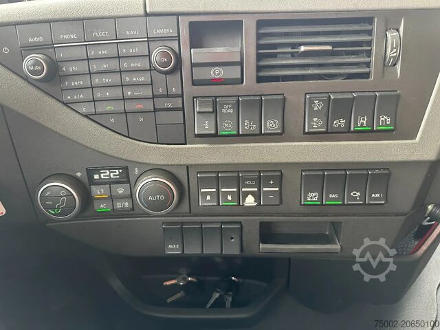 Hazardous substances Volvo FH 13.420 Globetrotter 4x2, ADR (EXII, EXIII, F...