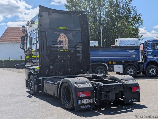 Volume tractor unit MAN TGX 18.520 LL SA Low-Liner, MIETEN?